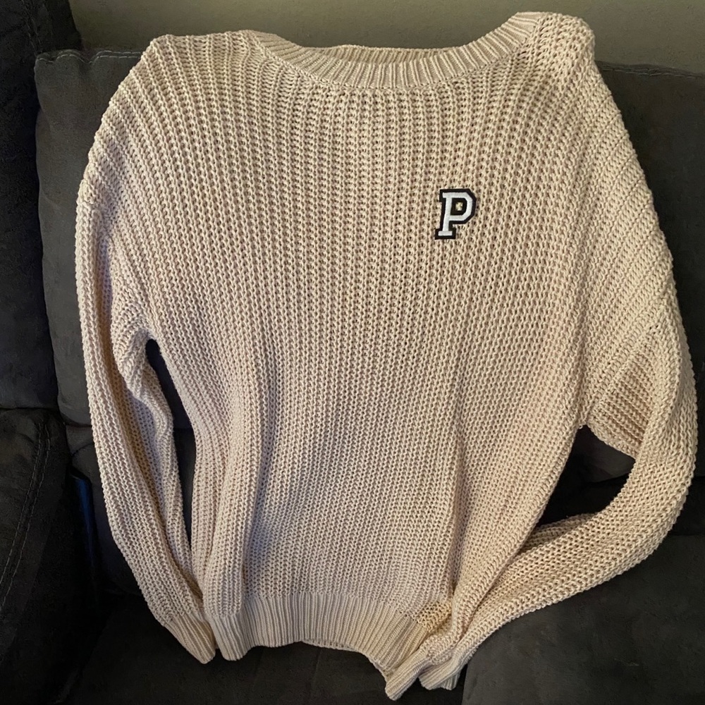 Vs pink knitted cream sweater